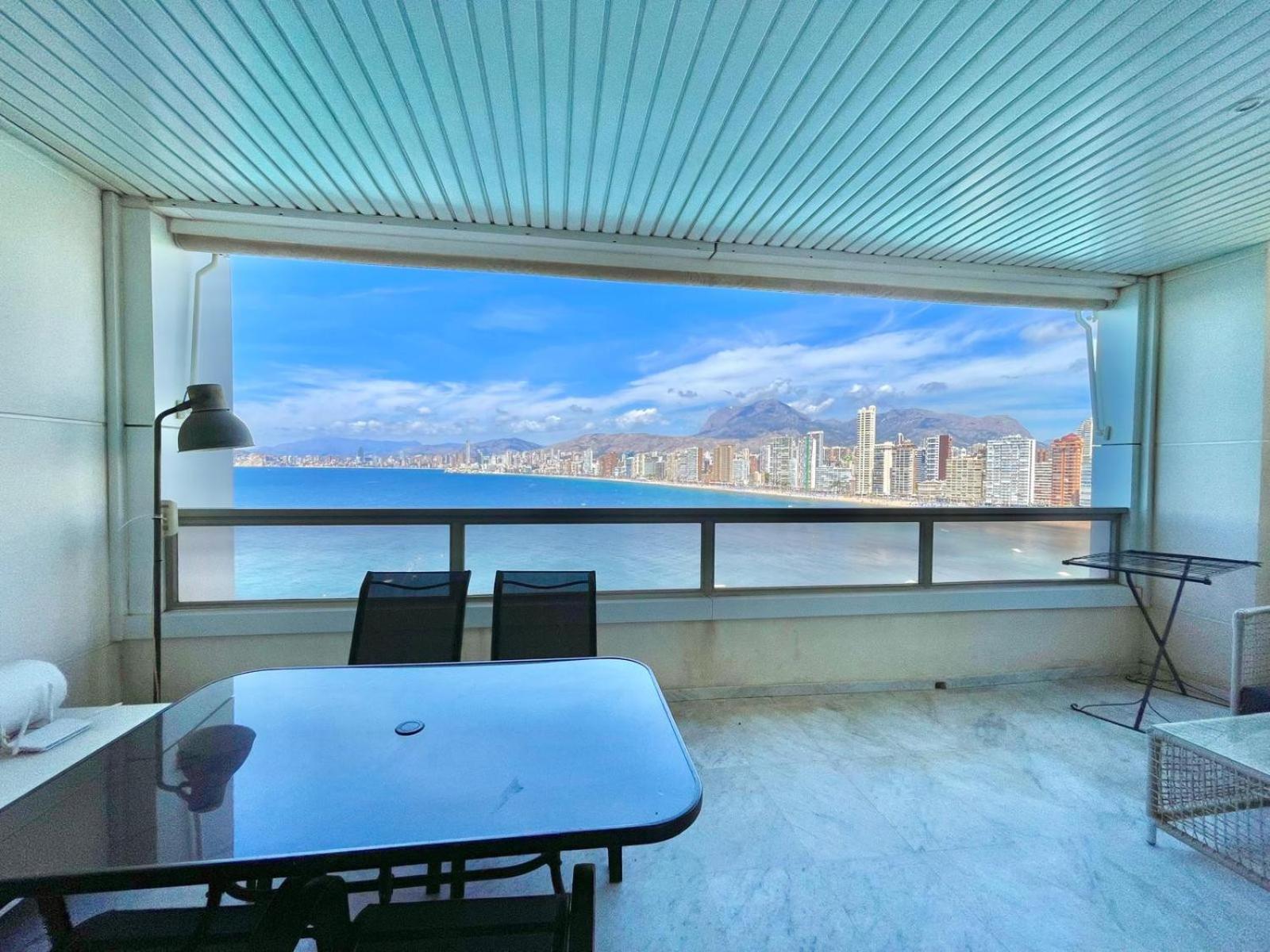 Gemelos 28 Blueline Benidorm Exteriér fotografie