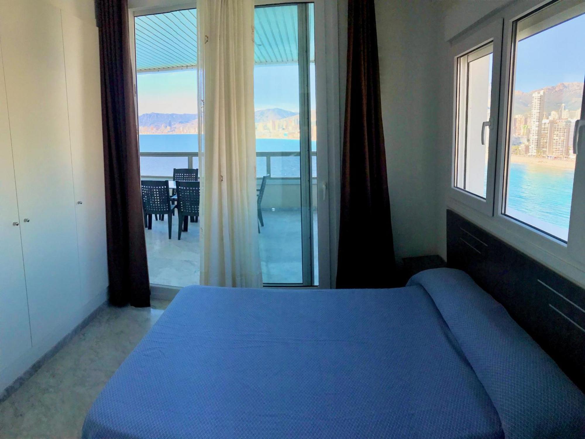 Gemelos 28 Blueline Benidorm Pokoj fotografie